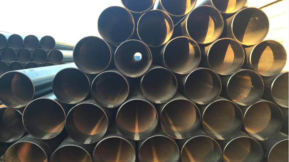 مقارنة أداء الأنابيب الفولاذية الحلزونية والأنابيب الفولاذية ذات التماس المستقيم