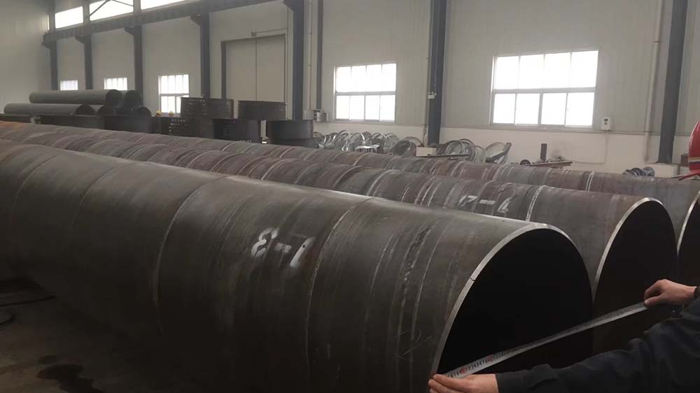 كيفية منع تلف الأنابيب الفولاذية الحلزونية أثناء النقل