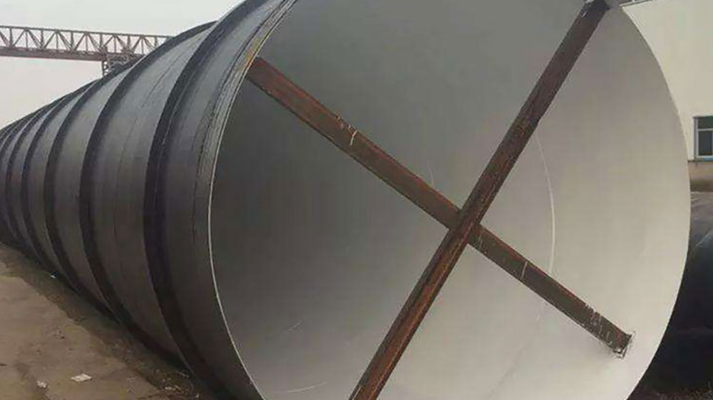 خصائص الأنابيب الفولاذية ذات القطر الكبير